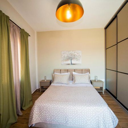 Syrene Luxury Suites Ermoupoli Eksteriør billede