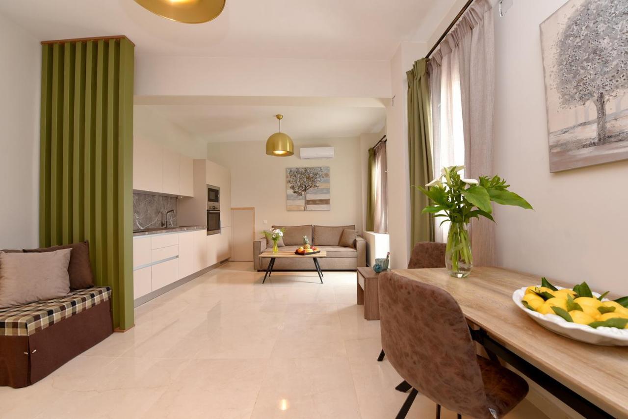 Syrene Luxury Suites Ermoupoli Eksteriør billede