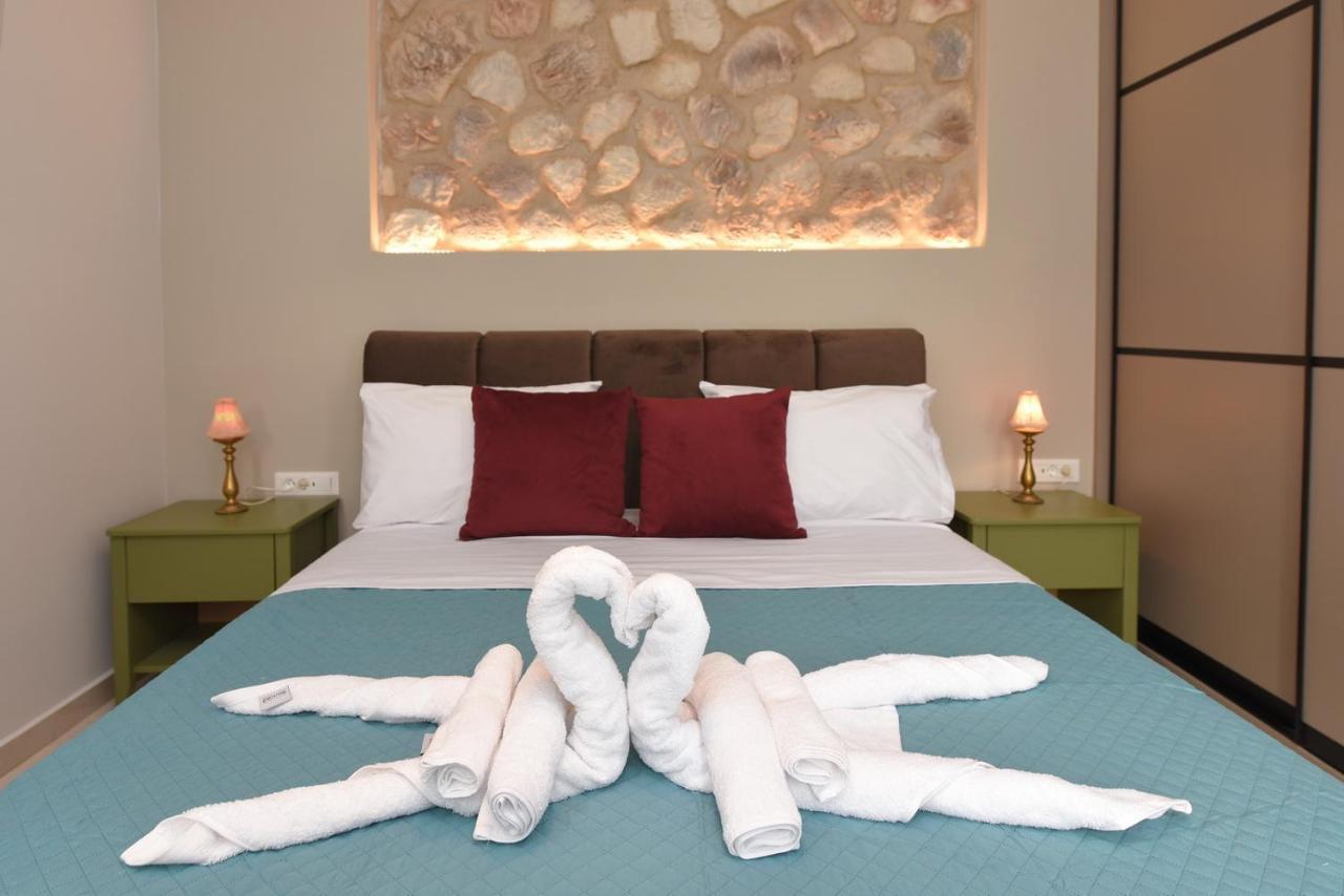 Syrene Luxury Suites Ermoupoli Eksteriør billede