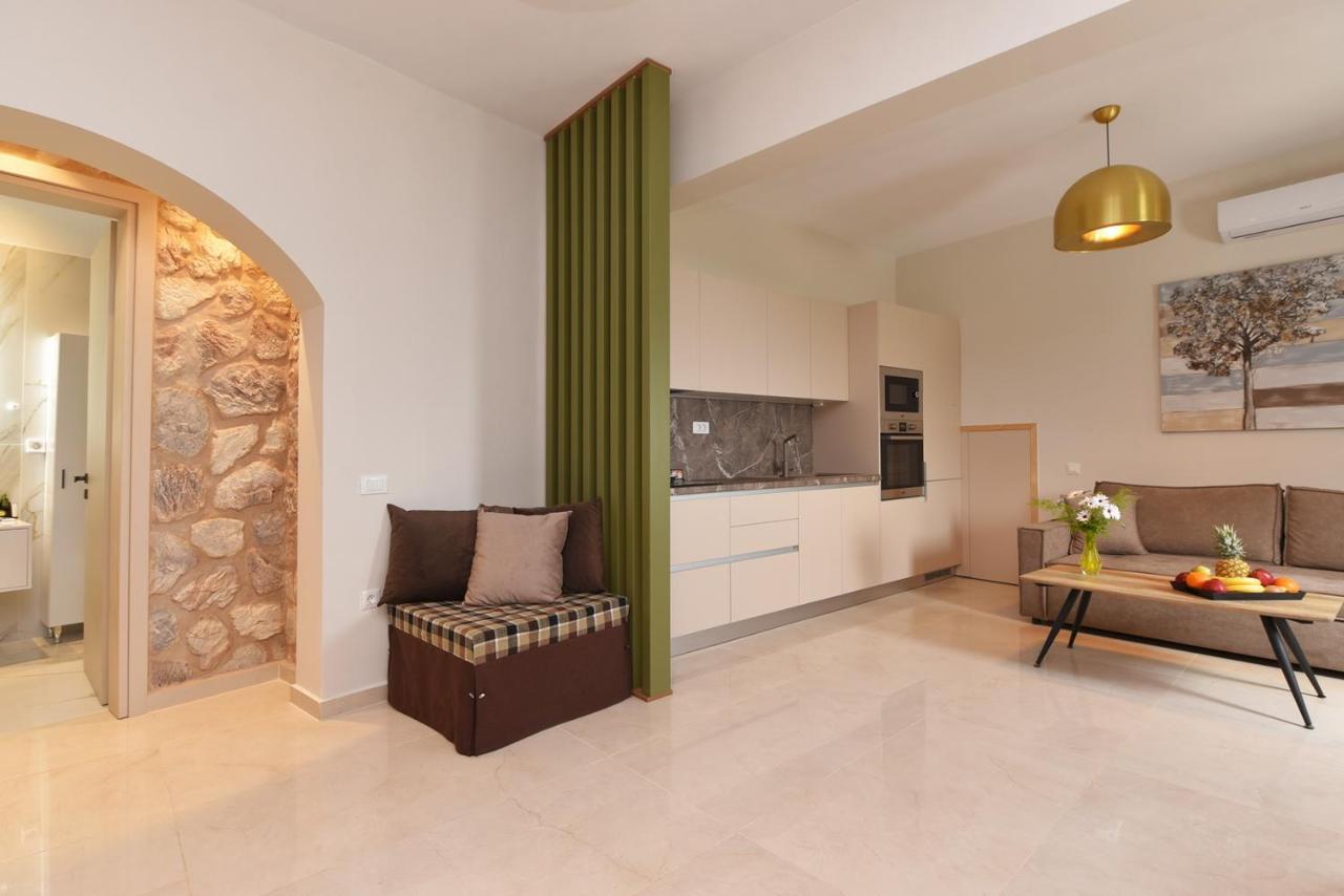Syrene Luxury Suites Ermoupoli Eksteriør billede