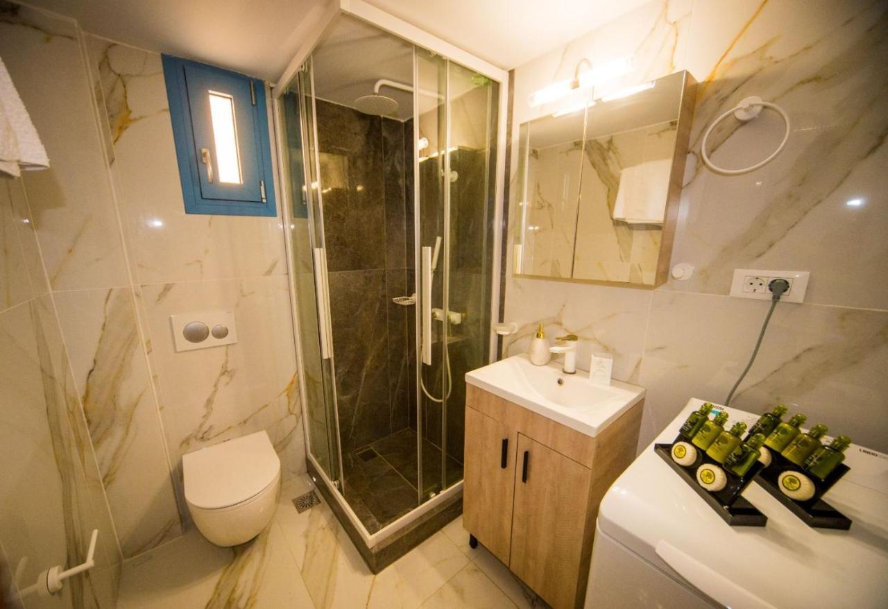 Syrene Luxury Suites Ermoupoli Eksteriør billede